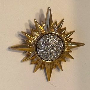 Vintage Starburst Brooch. Very nice condition.